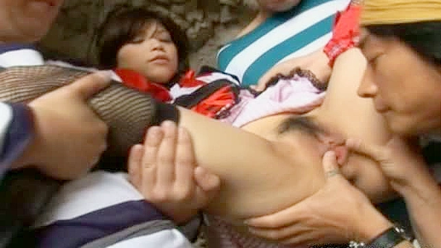 Hotaru Akane gangbanged by pirates