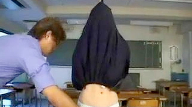 Amateur Japonesa Se Corne Cruda en Sesión Sexual Sin Limites