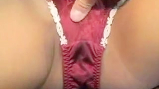 Straight  with round butt is having amazing sex