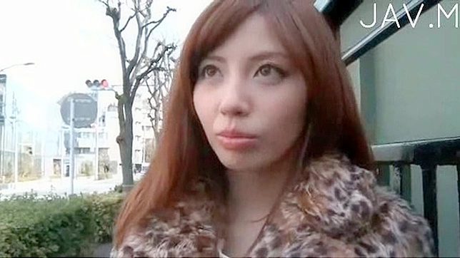 Glamorous and hot japanese  is waiting for her client