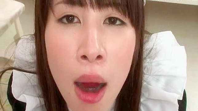 Dulce y Sensual Disfruta Dando Un Rico Cunnilingus