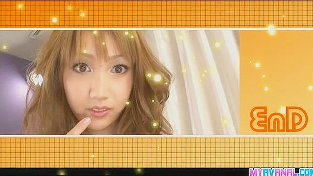 Yuki Mizuho se deja embestir su apretado culo y coño mojado