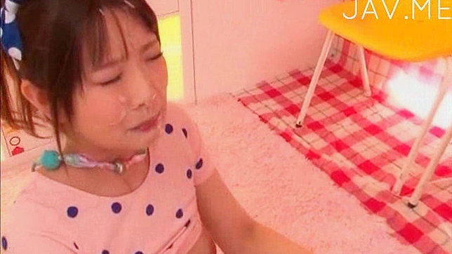 Sizzling hot deepthroating from naughty Japanese chick