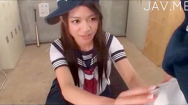 Alluring Japanese chick receives raucous outdoor fucking
