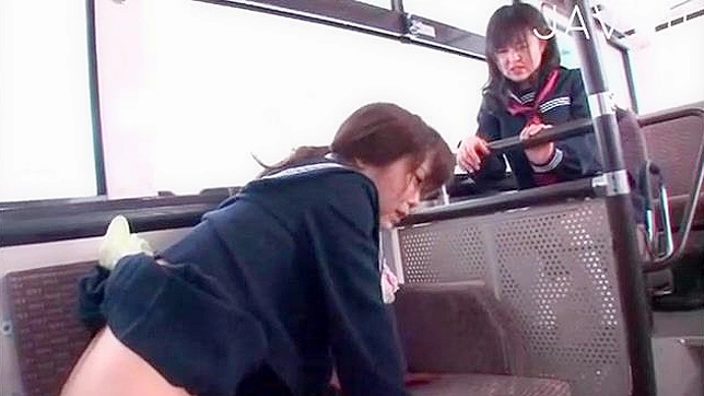 Cachonda Gime Fuerte Mientras Le Están Dando Contra La Pared Perro