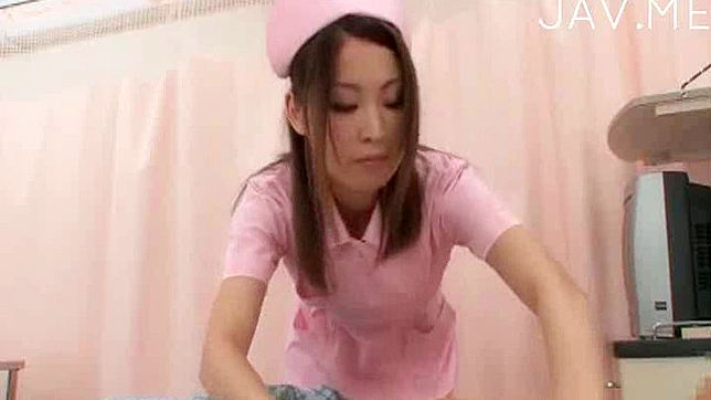 Slim beauty queen shows her skills in sucking cock