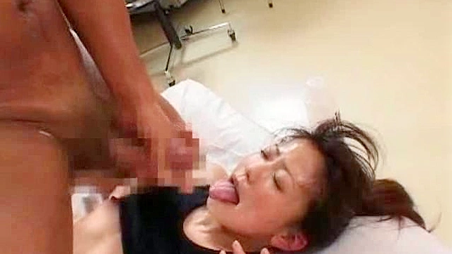 Hot japanese beauties love to get a juicy fuck session
