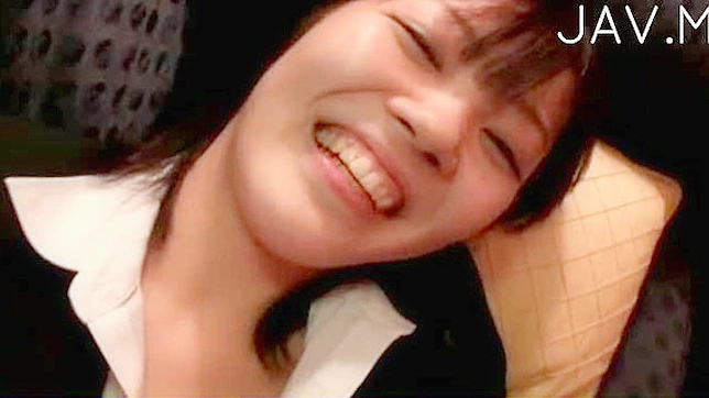 Alluring Japanese darling sizzles with untamed cowgirl riding