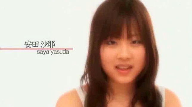 Lonely and japanese lady is showing her hairy kitty
