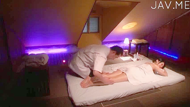Hot babe gets a relaxing massage then later gets pounded by a huge baka