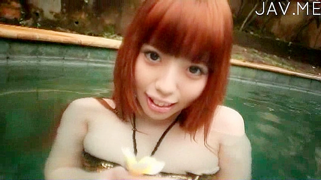 Japonesita Hermosa Exhibe Su Cuerpo Caliente En Bikini Al Nadar