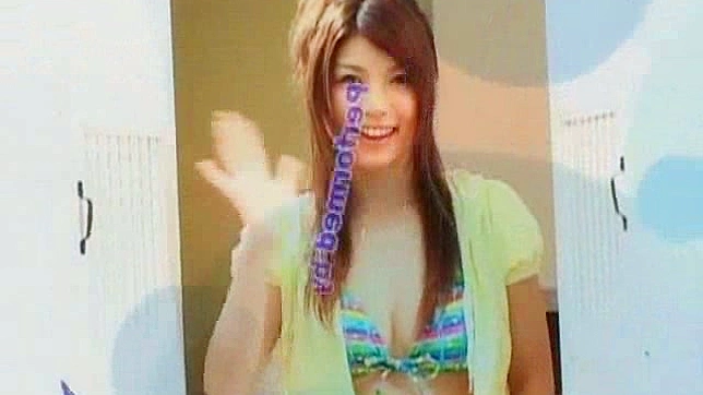 Japanese girls are ready to engulf the same dick in threesome