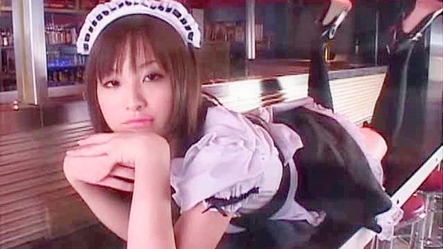 Japanese maid amazes with her warm lips in superb oral scene