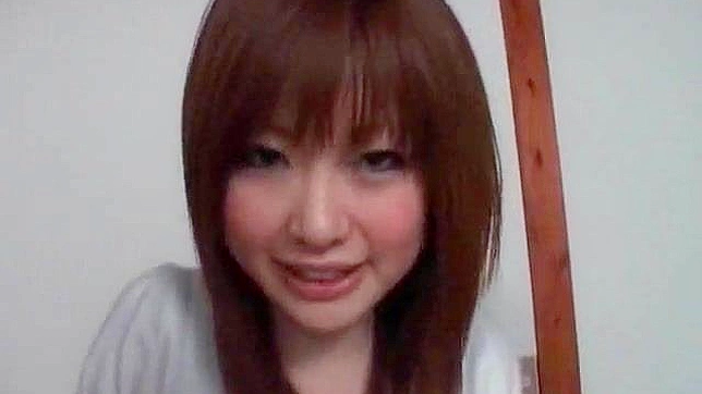 Teen 18+ aficionado lista para ser traviesa durante este baño aventura