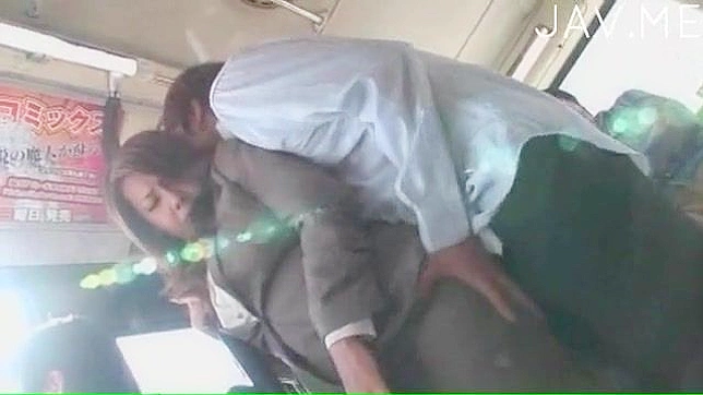 Chica Amateur Con Grandes Tetazos Se Masturba En Público