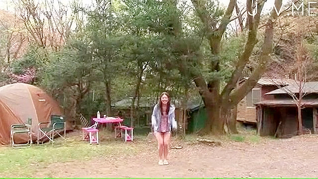 Manoseando El Coño Peludo Apretado De La Linda Japonesita