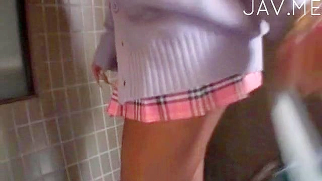 Teen 18+ Japonesa Adorables Encanta Con Oral Explícito Profundo