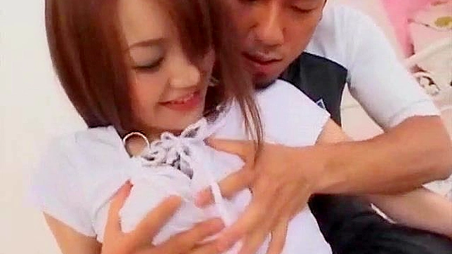 Asia Mojada Sorprende al Macho con Oral Caliente y Sucio