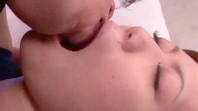 Chica Asia Caliente Da Sabroso Oral A Su Machito Fuerte