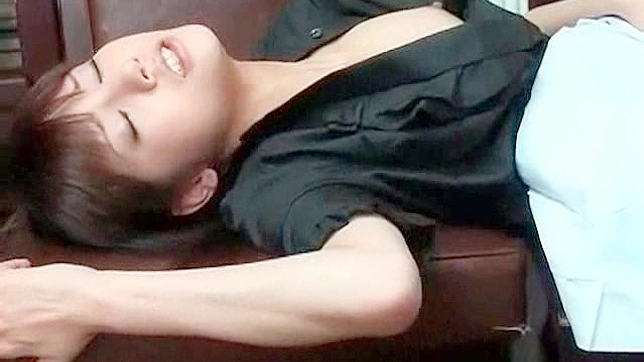 Explosive cock sucking pleasures from amateur Japanese babe