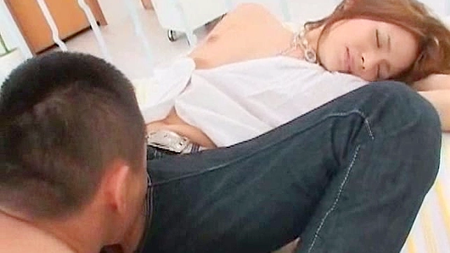 Erotic beaver licking sensation for captivating Japanese chick