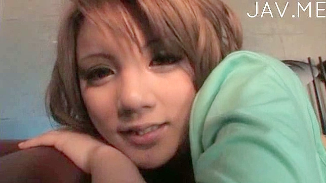 Raunchy doggystyle pounding for Asian chick in pantyhose