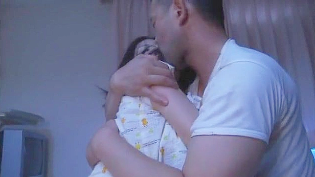 Jodiendo Frente al Marido en Vídeo 9