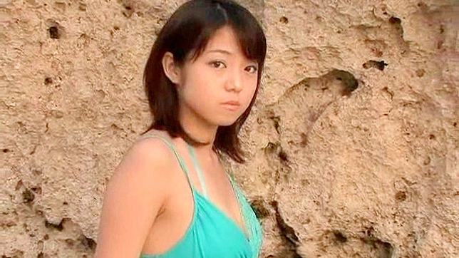 Teen cutie demonstrates her hot tits