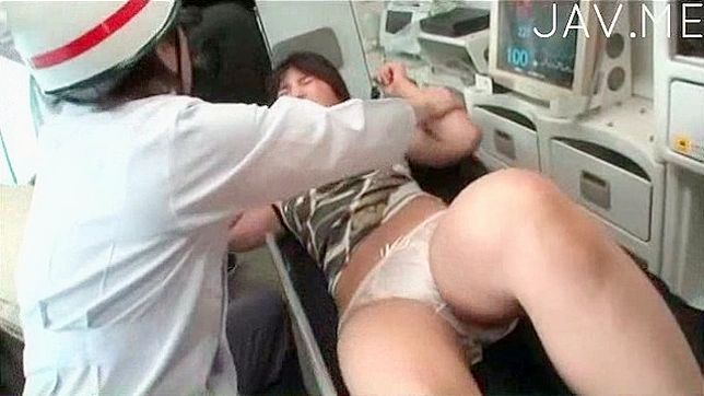 Asian petite enjoys sex
