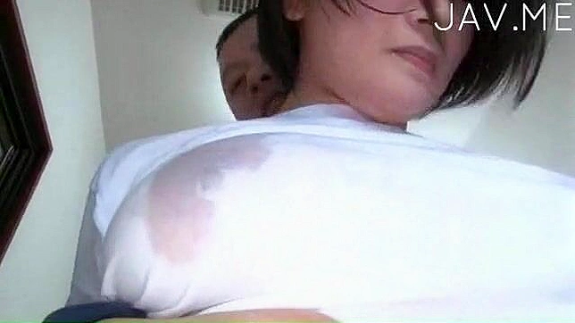 Estrella porno japonesa aficionada se la taladran genialmente