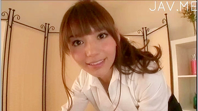 Chupapolla Japonesa Audaz Muestra Sus Habilidades En Mamadas