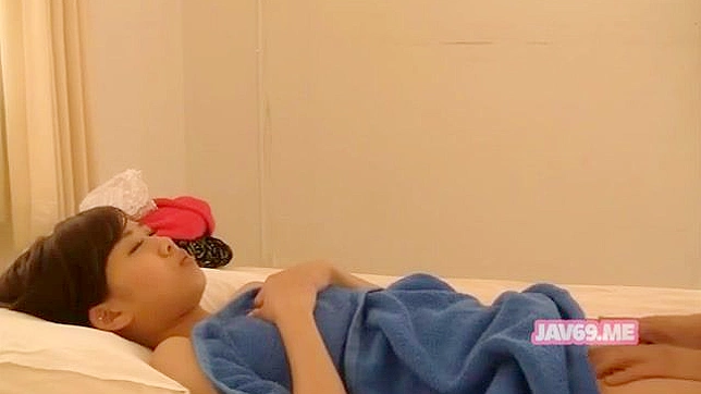 Video de Joven Asiática Seductora follando