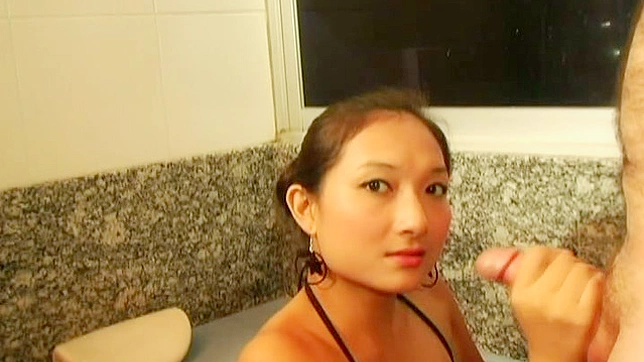 Sexy diva needs company