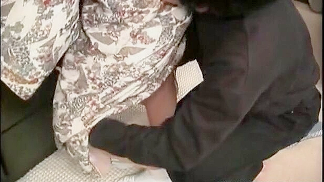 Esposa Grita de Placer Mientras Es Penetrada