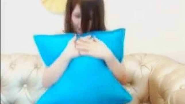 Asiática Goza Orgasmos Potentes en Cámara
