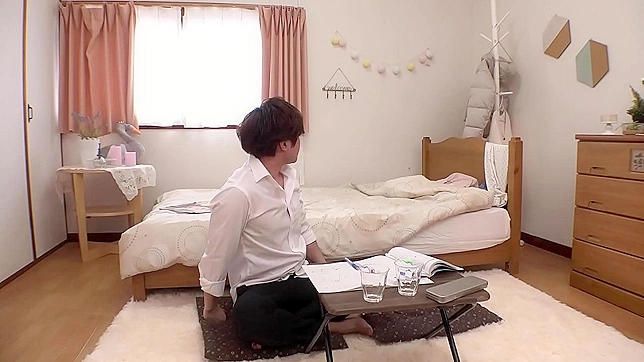 Japanese MILF's Uncensored Porn Video: Meet the Sexiest Mommy in Town!
