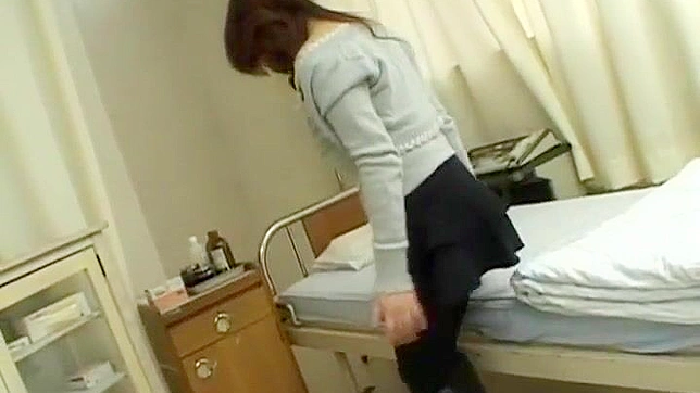 Gynecologist Anal Play & Penetration with Asians Patient