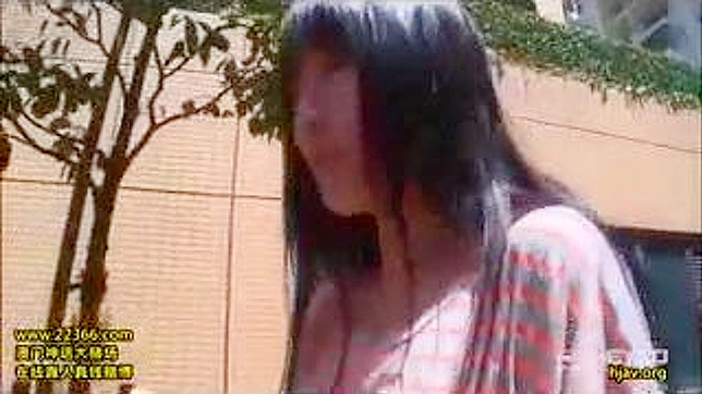 Unleashed Desires - A Steamy Encounter with a Young Beauty in Japan