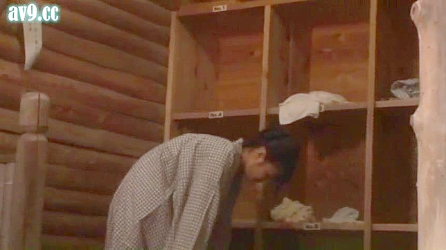 Wild Wifey Secret Desires Fulfilled by a Stranger Dick in Japan