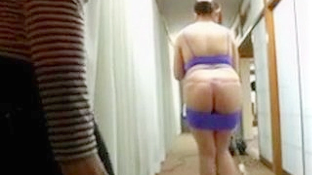 Nightshift Naughtiness - A Cleaning lady Surprise Encounter with a Stranger