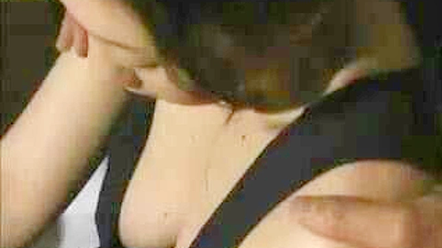 MILF Seduces Young Lover in Steamy JAPANESE Porn Video