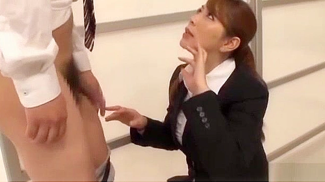Mature Office Lady Chisato Shohnda's Blowjob Skills with Cumshot in Japanese Porn