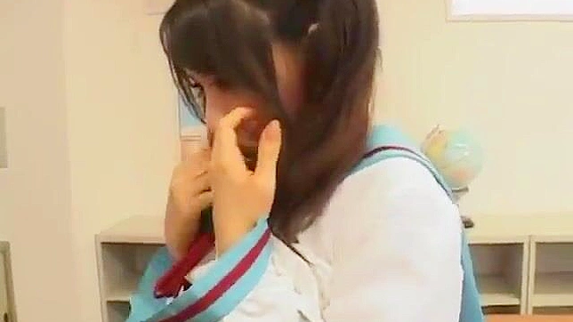 Unleash Your Desires with this Cute Japanese Babe Getting Fingers Deep Inside Her