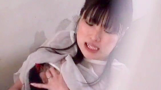 Japanese Beauty - Outdoor Masturbation with an Intense Orgasmic Finish