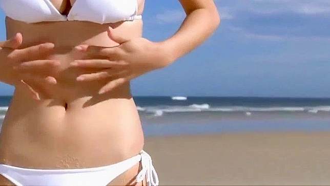 Jav Daily ~ Kurashina Kana in White Bikini - Exclusive Video
