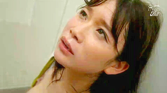 Hot Babe Gets Loads Of Cum In Her Adorable Pouty Mouthrepeatedly
